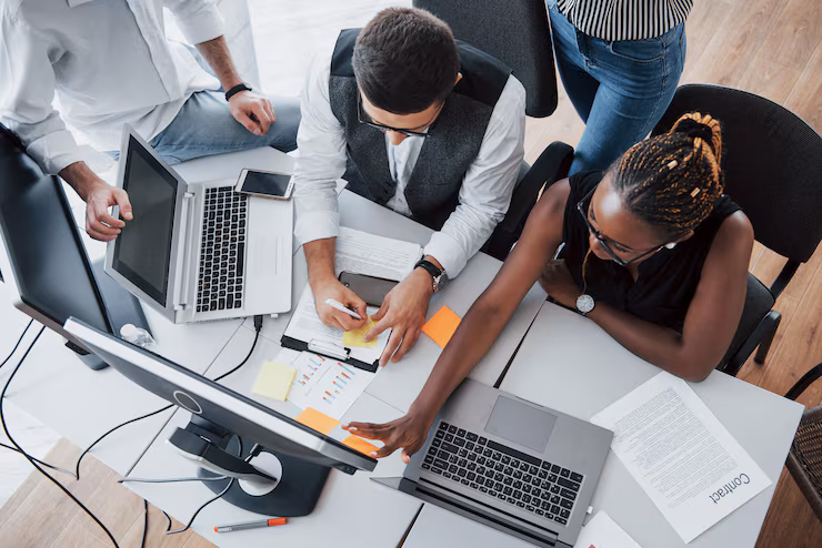 Équipe ITS au travail